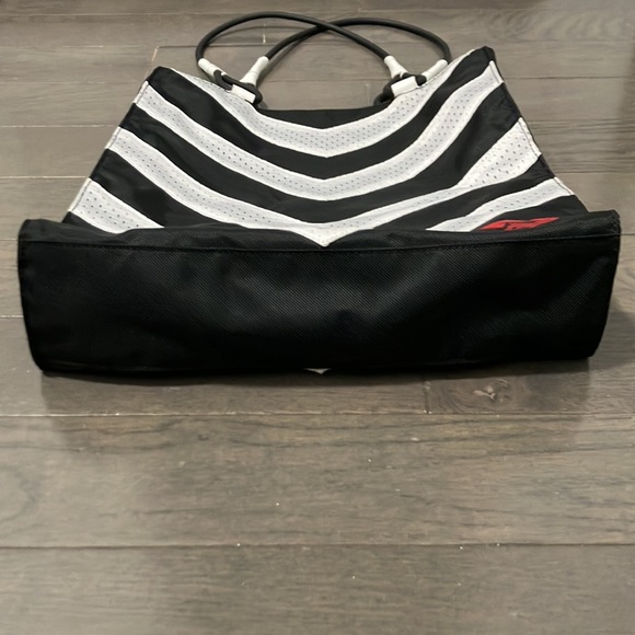 Y2K Vintage Armani Exchange Chevron Tote - Picture 7 of 9